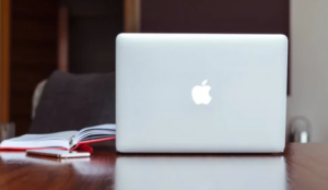 Why businesses are shifting to Mac