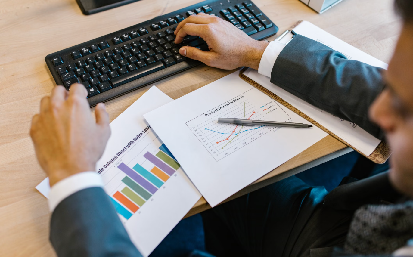 Why Investors Ignore Your Deck- What They Mark Down Before the First Meeting