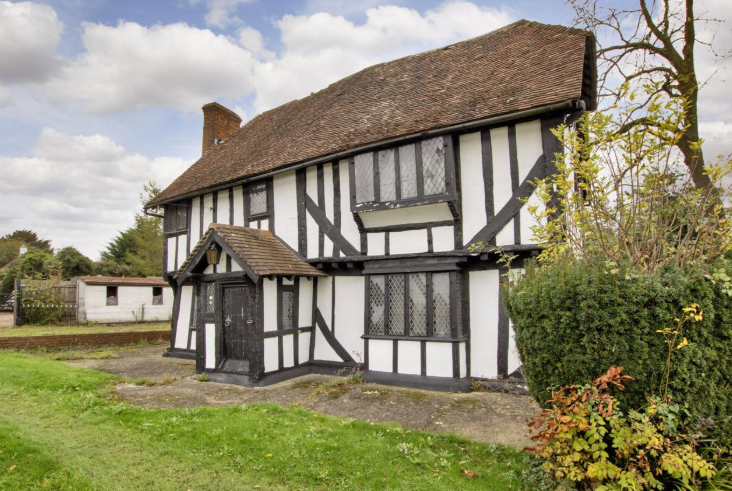 non-standard-british-residential-property-with-a-distinctive-timber-frame