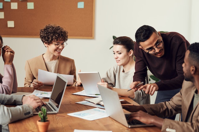 people-in-meeting