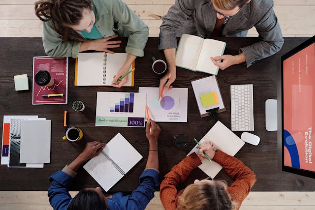 dont-just-set-it-and-forget-it-for-a-small-business-marketing