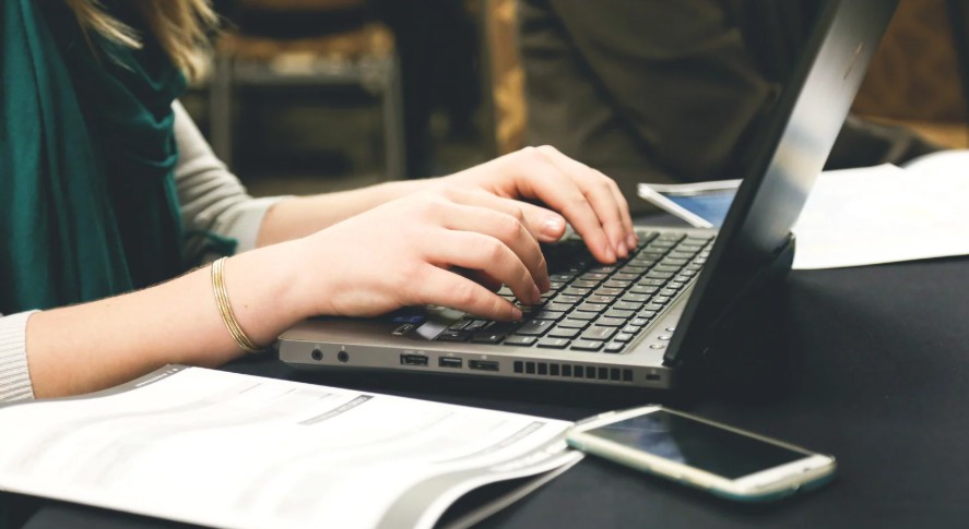Best Practices for Converting API JSON Responses into Downloadable PDF Reports