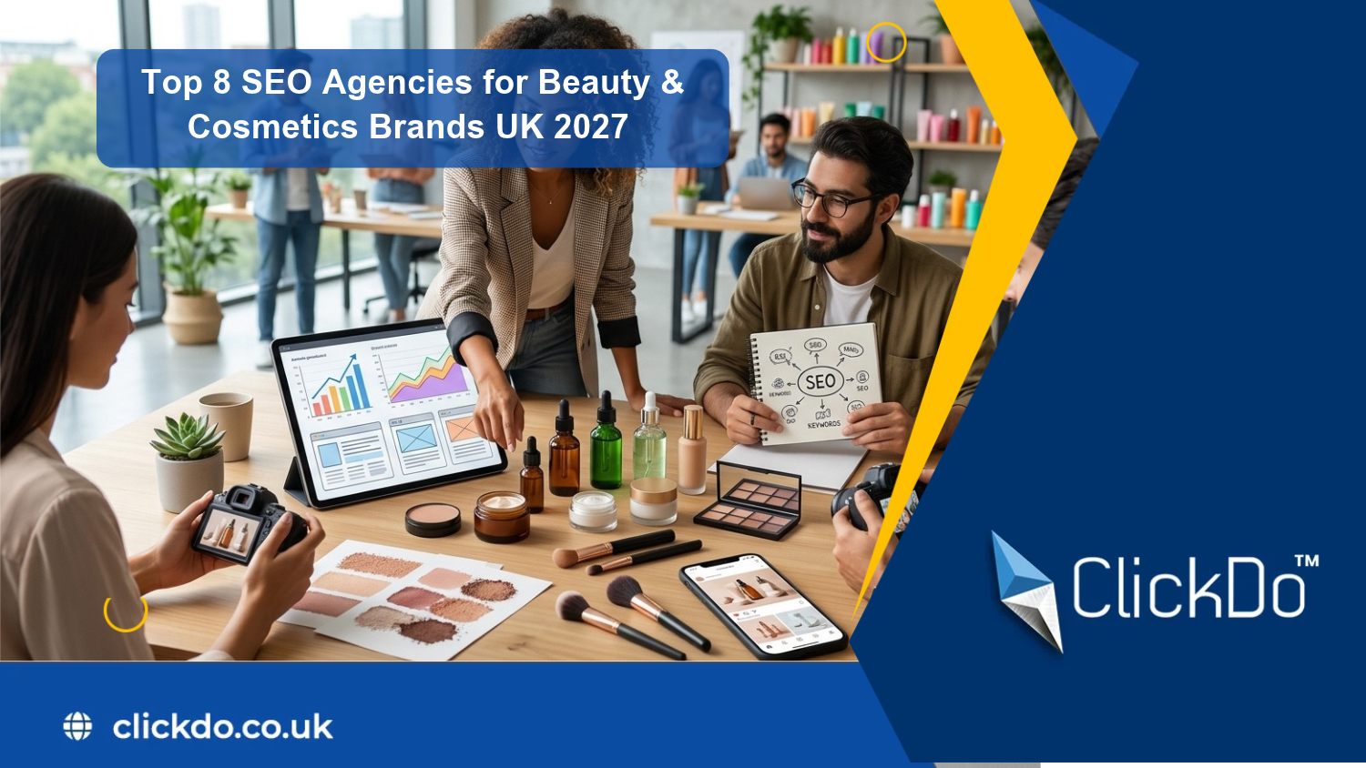 Beauty-ecommerce-SEO-agency-strategy-team-meeting